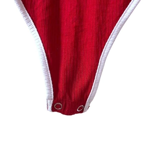 FOREVER 21 Red & White Ribbed "Baby Girl" Embroidered Body Suit Size M - Picture 5 of 5